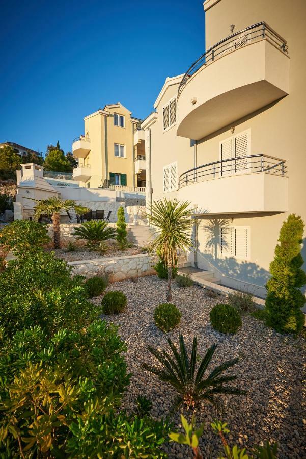 Apartments Vrania Seget Vranjica Exterior photo